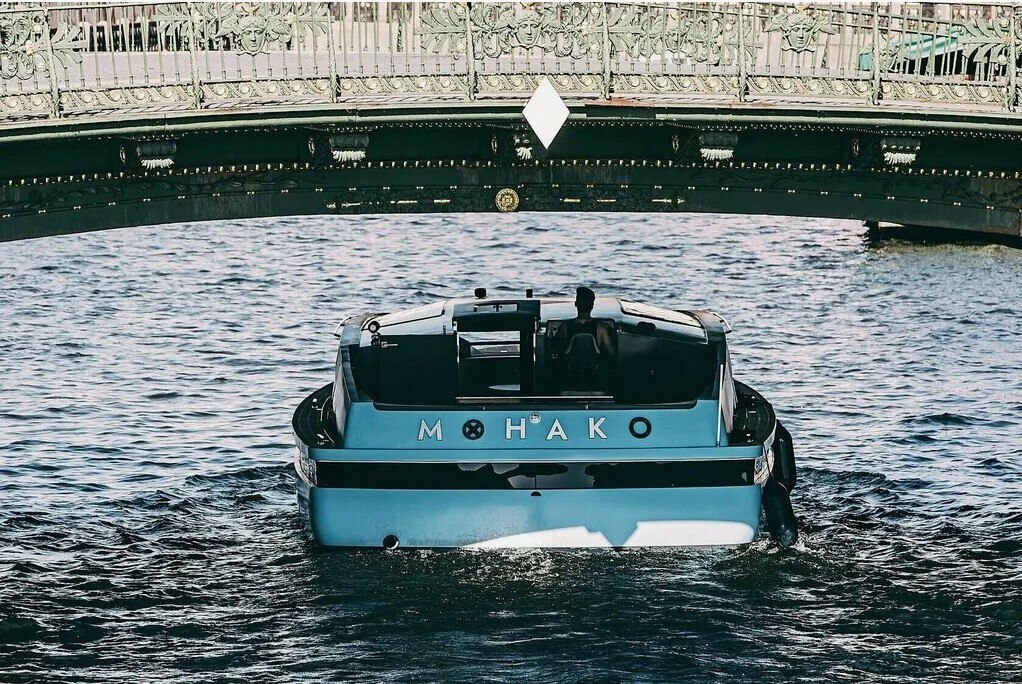 Катер «Монако» — салон и палуба, прямое бронирование (15)