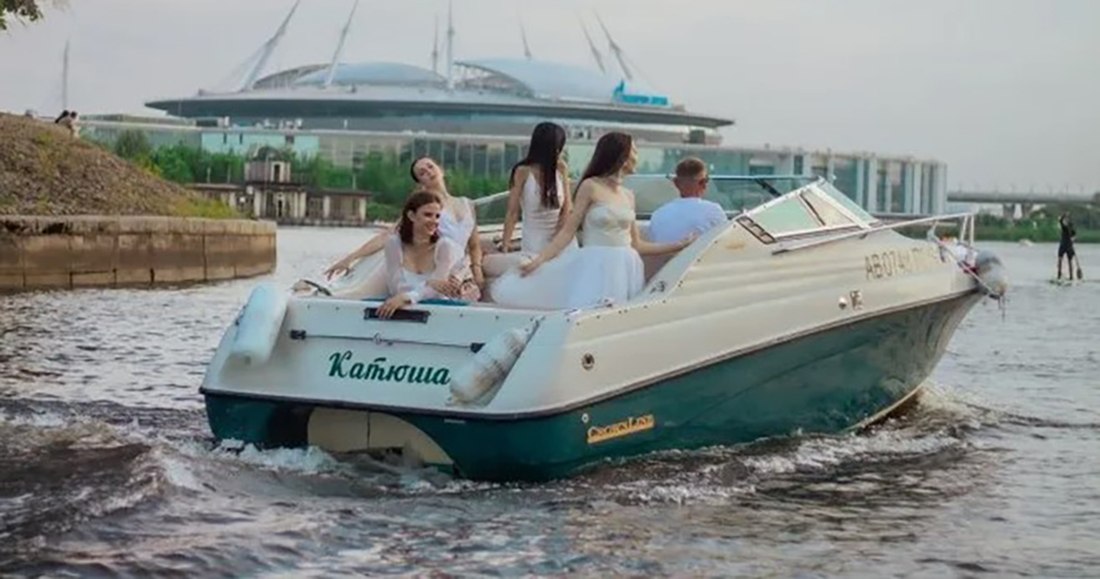 Кормовая палуба катера «Катюша» для приёма гостей